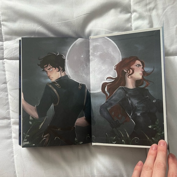 OWLCRATE To Kill A Shadow - Picture 6 of 10
